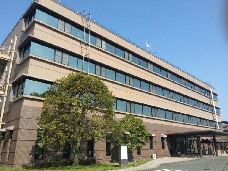 問い合わせ 株式会社楽生